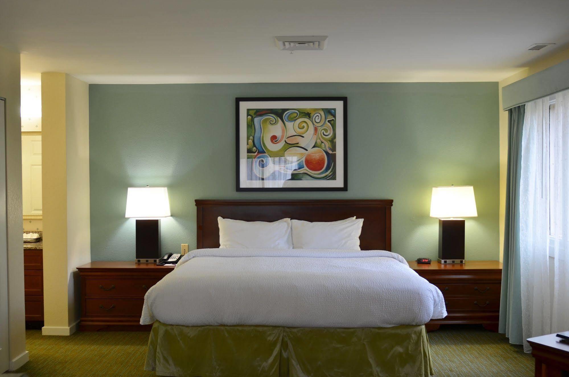 Residence Inn By Marriott Herndon Reston Exterior foto